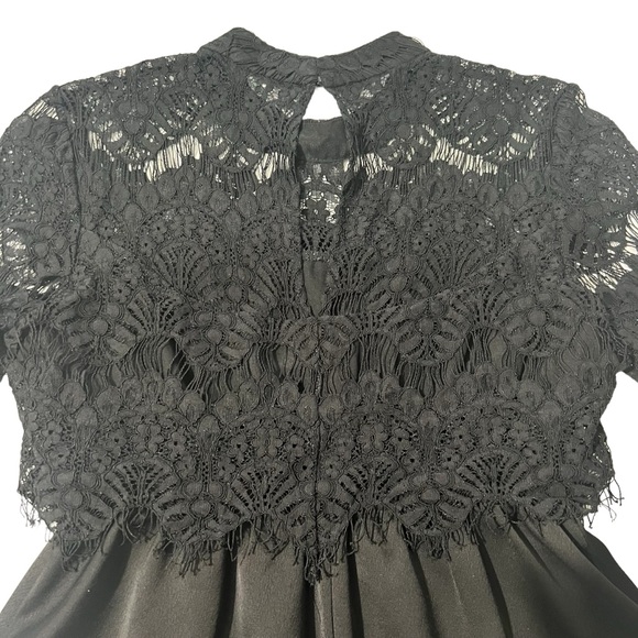 BCBGeneration - Womens Lace Overlay Mini Dress Sz. XS - Picture 10 of 12